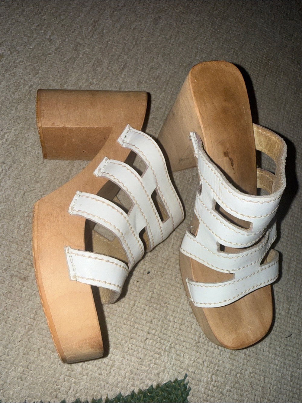 White leather boho Strappy Wood Block Heel Sandals size 6